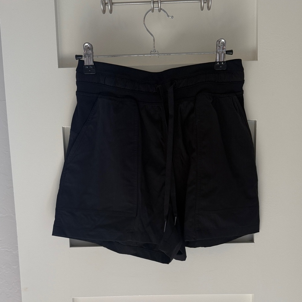 Black DANCE STUDIO LULULEMON SHORTS